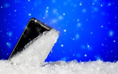 How to Keep Your Phone Battery from Dying in Cold Weather