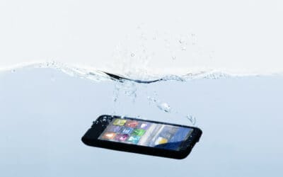 What to Do If You Drop Your Phone in Water